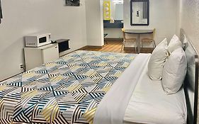 Motel 6-Huntington, Wv